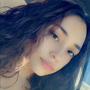 Meet your Posher, Janesty